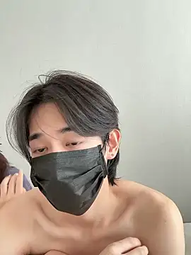 Snapshot of RAITO_ST chatting on 04/02/26, 05:03 RAITO ST online show from 04/02/26, 05:03