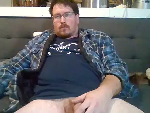 Snapshot of czechguy chatting on 12/16/25, 07:23 czechguy online show from 12/16/25, 07:23