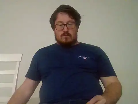 Snapshot of czechguy chatting on 11/13/25, 04:11 czechguy online show from 11/13/25, 04:11