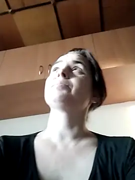 Ella-433 online show from 12/15/25, 01:50