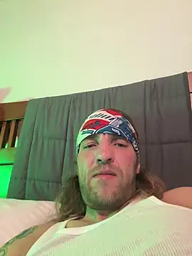 outlawINlaw13 online show from 12/19/25, 07:33