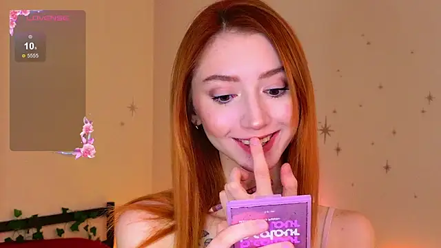 FoxyChpoxi online show from 12/20/25, 12:13