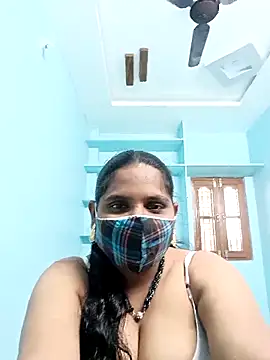 Snapshot of kajal-kajal1 chatting on 10/16/25, 07:49 kajal-kajal1 online show from 10/16/25, 07:49