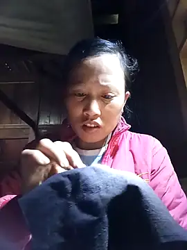 Snapshot of jerry-xx chatting on 12/14/25, 12:50 jerry-xx online show from 12/14/25, 12:50