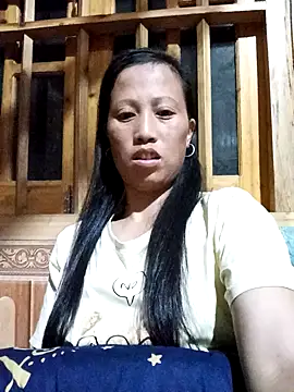 Snapshot of jerry-xx chatting on 10/23/25, 02:05 jerry-xx online show from 10/23/25, 02:05