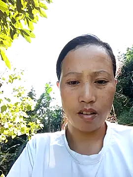 Snapshot of jerry-xx chatting on 11/23/25, 02:21 jerry-xx online show from 11/23/25, 02:21