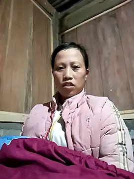 Snapshot of jerry-xx chatting on 11/22/25, 02:16 jerry-xx online show from 11/22/25, 02:16