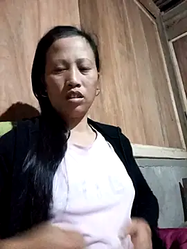 Snapshot of jerry-xx chatting on 11/11/25, 08:25 jerry-xx online show from 11/11/25, 08:25