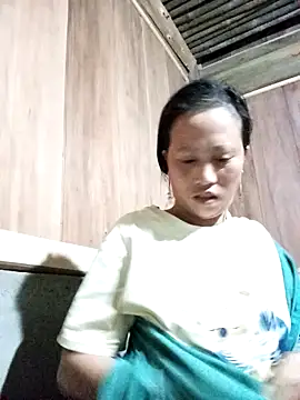 Snapshot of jerry-xx chatting on 11/16/25, 09:51 jerry-xx online show from 11/16/25, 09:51