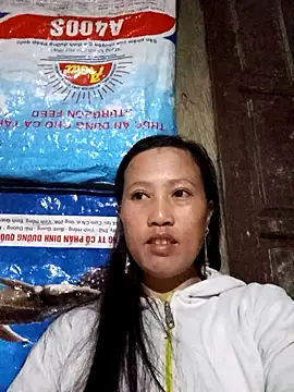 Snapshot of jerry-xx chatting on 11/26/25, 11:54 jerry-xx online show from 11/26/25, 11:54