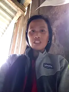 Snapshot of jerry-xx chatting on 10/26/25, 08:48 jerry-xx online show from 10/26/25, 08:48