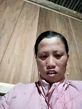 Snapshot of jerry-xx chatting on 11/28/25, 01:22 jerry-xx online show from 11/28/25, 01:22