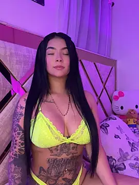 Kiity- online show from 10/21/25, 04:56