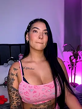 Snapshot of Kiity- chatting on 10/10/25, 04:57 Kiity- online show from 10/10/25, 04:57