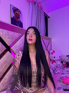 Kiity- online show from 10/25/25, 05:39