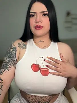 Snapshot of dulcemarianh_ chatting on 06/06/26, 03:23 dulcemarianh online show from 06/06/26, 03:23