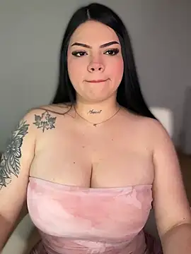 dulcemarianh  online show from 05/02/26, 03:34