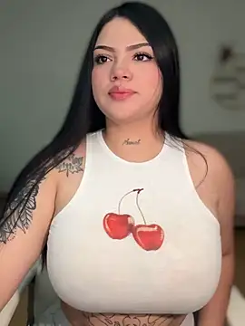 Snapshot of dulcemarianh_ chatting on 06/18/26, 04:00 dulcemarianh online show from 06/18/26, 04:00
