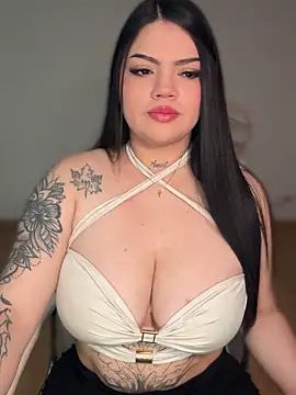 dulcemarianh  online show from 05/06/26, 04:16