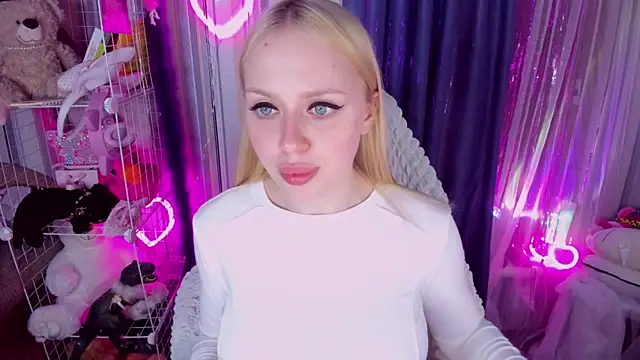 CeaneLino online show from 04/04/26, 03:18