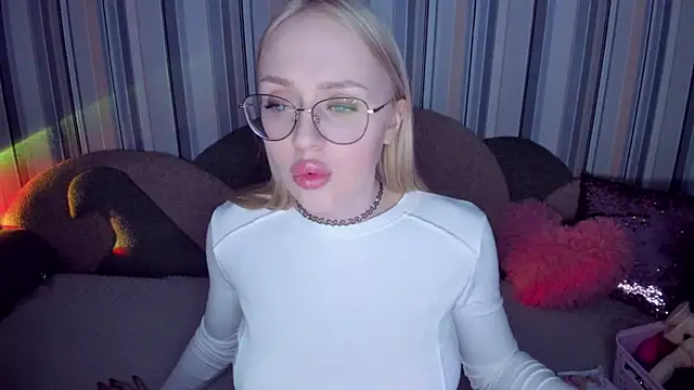 CeaneLino online show from 02/23/26, 06:30