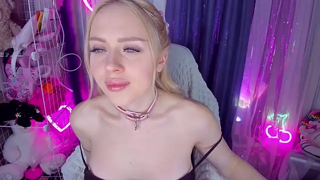 CeaneLino online show from 03/15/26, 03:52