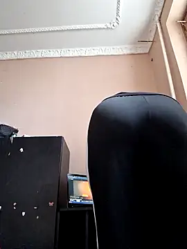 Snapshot of Nika_aa chatting on 06/15/26, 03:23 Nika aa online show from 06/15/26, 03:23
