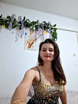 Snapshot of Nika_aa chatting on 04/01/26, 05:10 Nika aa online show from 04/01/26, 05:10