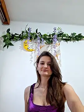 Snapshot of Nika_aa chatting on 05/25/26, 02:55 Nika aa online show from 05/25/26, 02:55