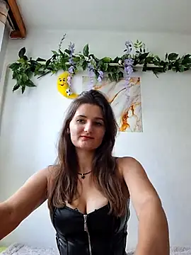Snapshot of Nika_aa chatting on 07/11/26, 03:34 Nika aa online show from 07/11/26, 03:34