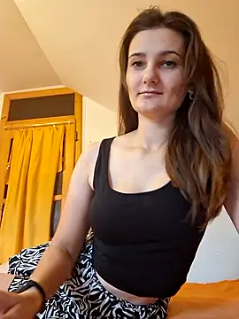 Nika aa online show from 11/13/25, 09:57