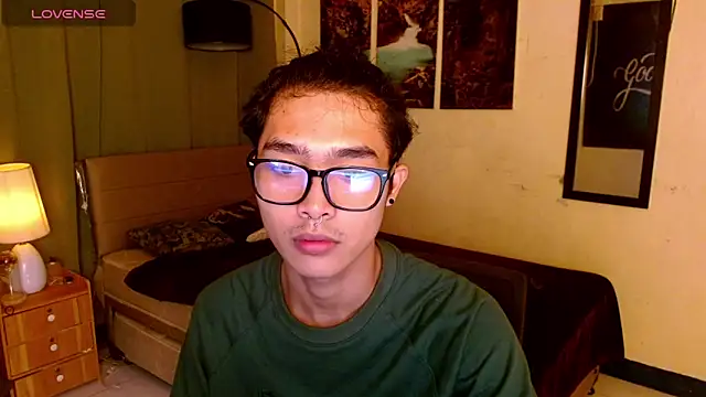 AsianCarl online show from 12/16/25, 12:31