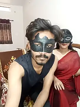 Snapshot of Lovebirdss chatting on 11/05/25, 10:29 Lovebirdss online show from 11/05/25, 10:29