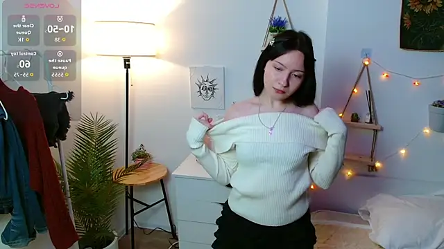 Kira2Kiss online show from 11/09/25, 07:51