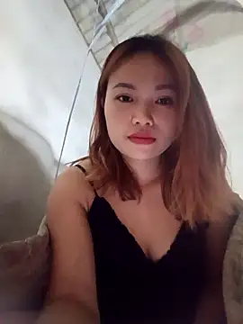 Rabbit-small online show from 12/05/25, 03:10