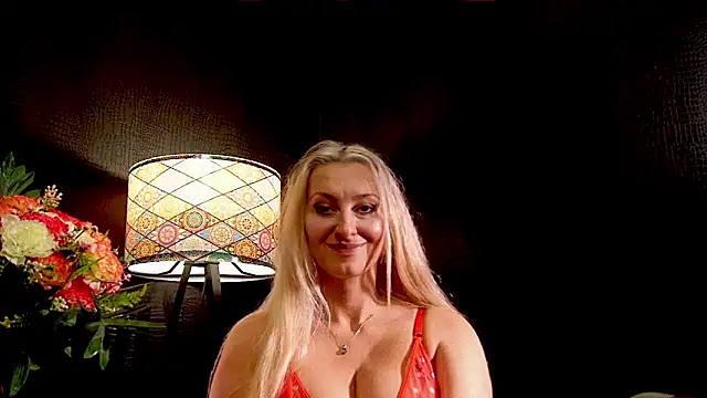 LeticiaReys online show from 10/20/25, 06:30