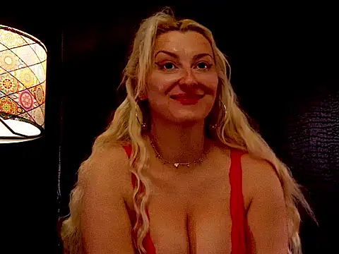 Snapshot of LeticiaReys chatting on 02/02/26, 06:29 LeticiaReys online show from 02/02/26, 06:29