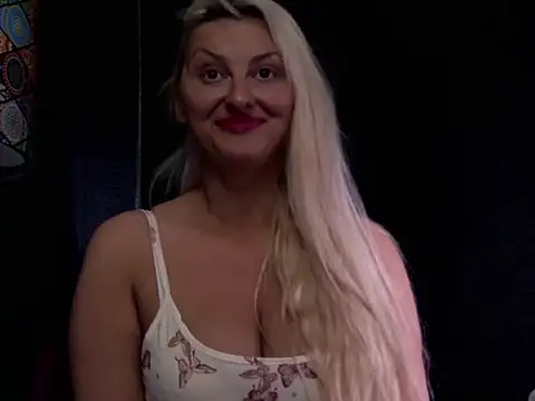 LeticiaReys online show from 04/20/26, 11:35