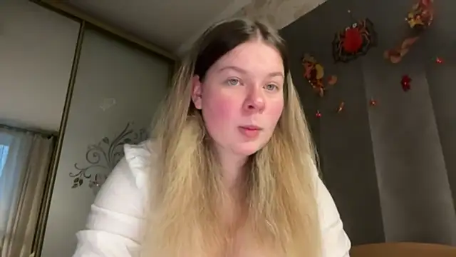 Crave Elise online show from 11/15/25, 05:11