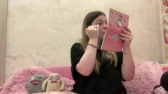 Crave Elise online show from 11/17/25, 12:03