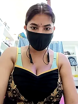 Hot radhaji online show from 03/30/26, 01:18