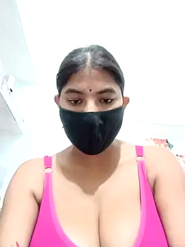 Hot radhaji online show from 11/21/25, 04:50