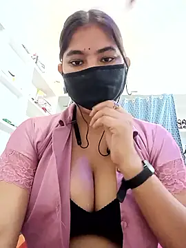 Hot radhaji online show from 03/31/26, 05:09