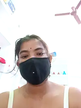 Hot radhaji online show from 12/13/25, 08:04