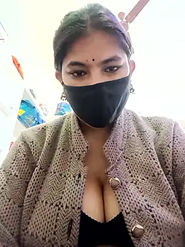 Hot radhaji online show from 01/09/26, 03:19