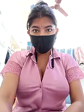 Hot radhaji online show from 02/19/26, 01:46