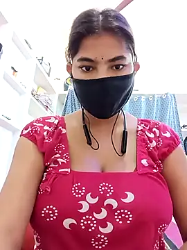 Hot radhaji online show from 03/17/26, 02:14