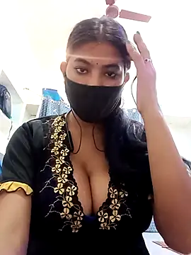 Hot radhaji online show from 02/13/26, 03:39