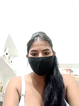 Hot radhaji online show from 11/10/25, 04:12