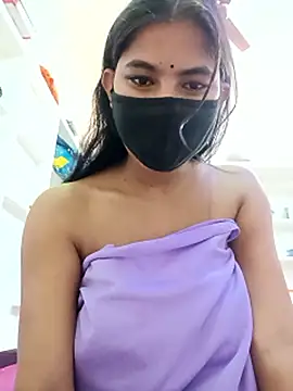 Hot radhaji online show from 01/11/26, 10:44